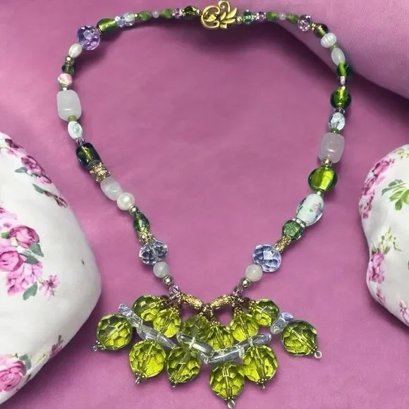 Handmade One of a Kind Green & Rock Crystal Rose Quartz Art Glass Necklace - Picture 3 of 9